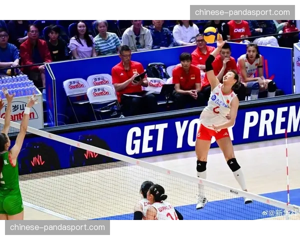 世界女排联赛揭幕，中国女排首战对阵日本