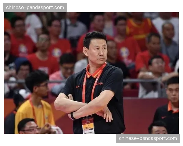 前中国男篮主帅李楠正式解禁，即日起可进入比赛替补席履职